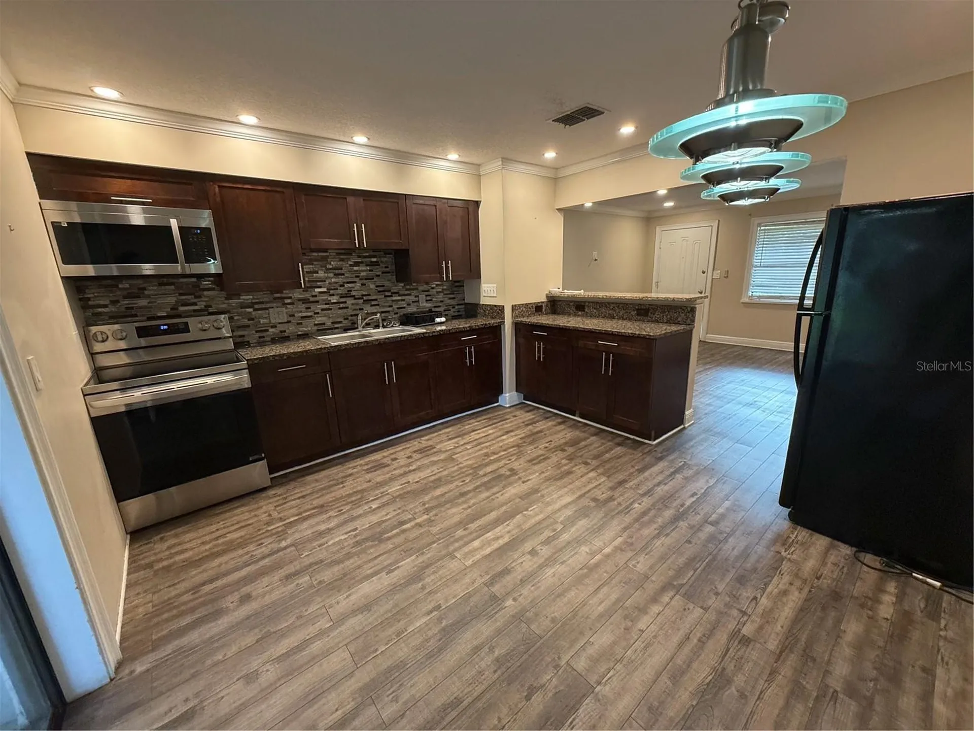 447 6th Avenue NE Largo FL 33770