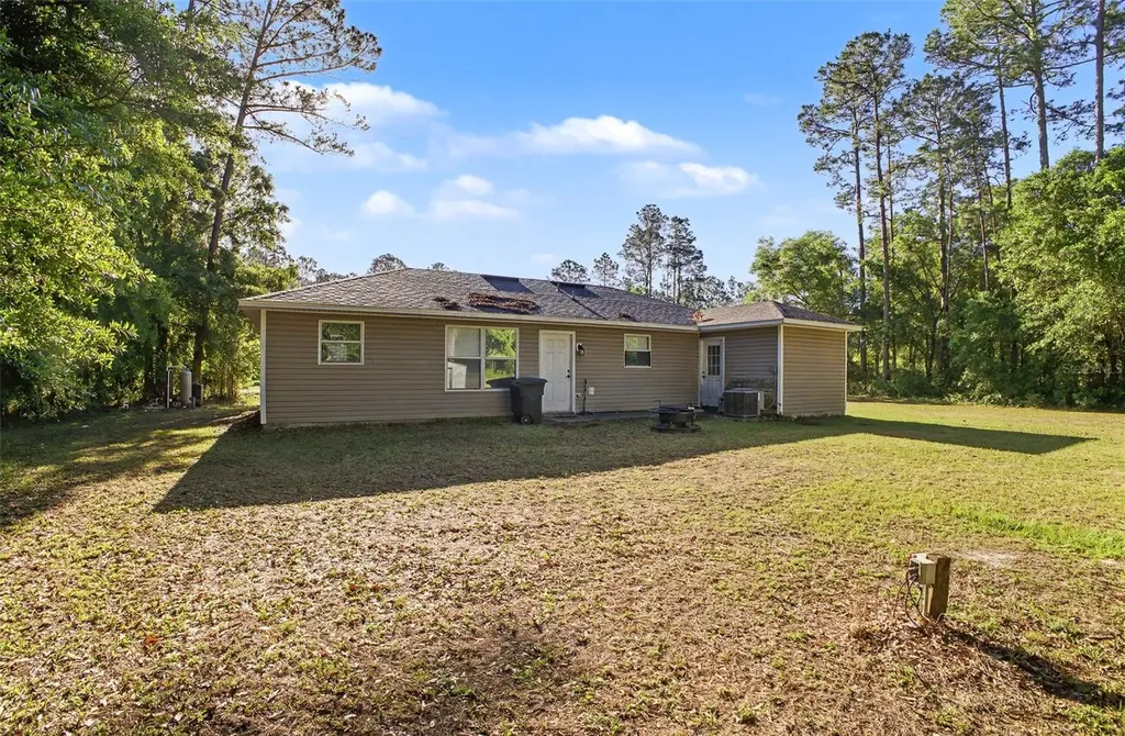 1886 Laurel Avenue Bunnell FL 32110
