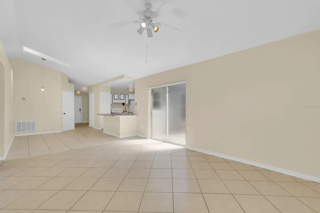 1620 Golden Poppy Court Orlando FL 32824