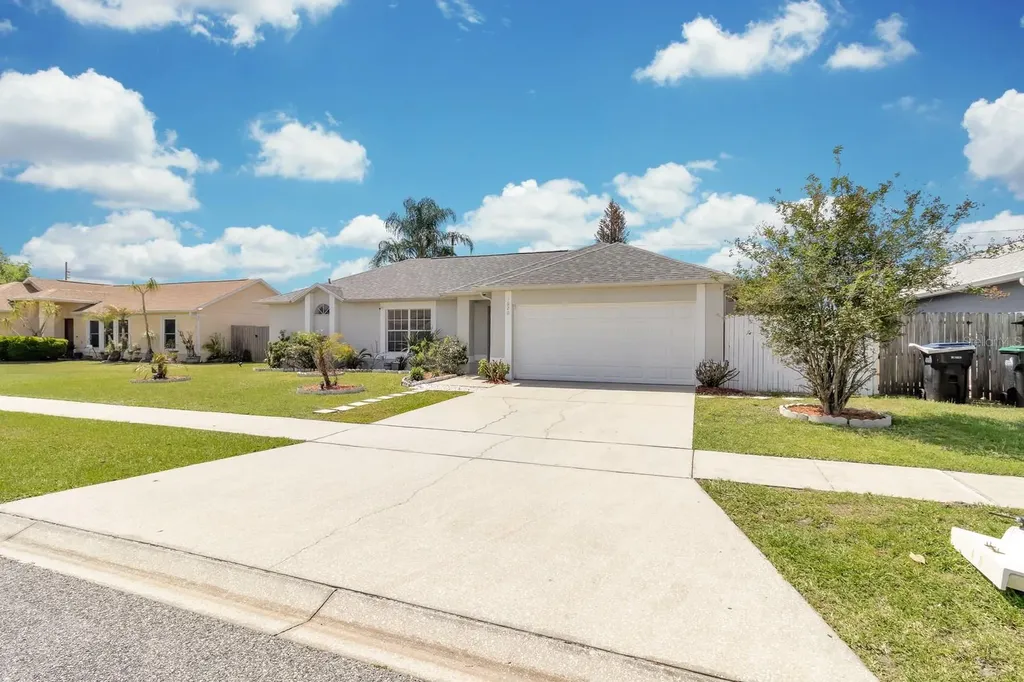 1620 Golden Poppy Court Orlando FL 32824