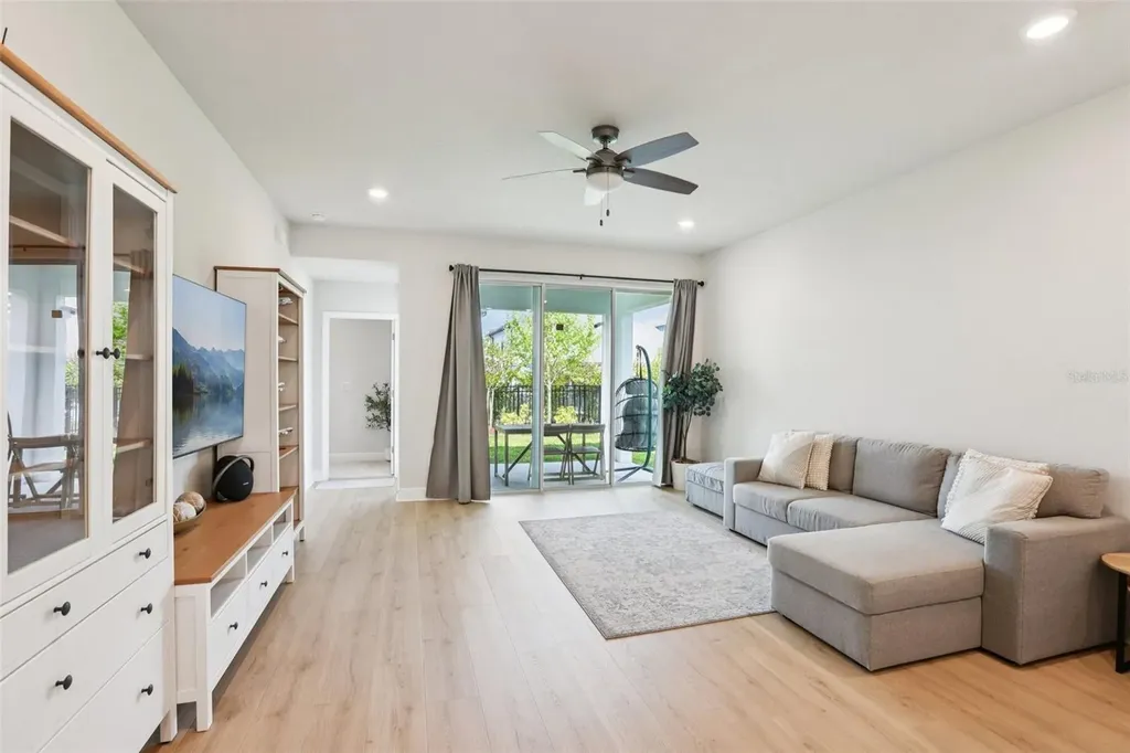 5920 Hidden Branch Drive Apollo Beach FL 33572