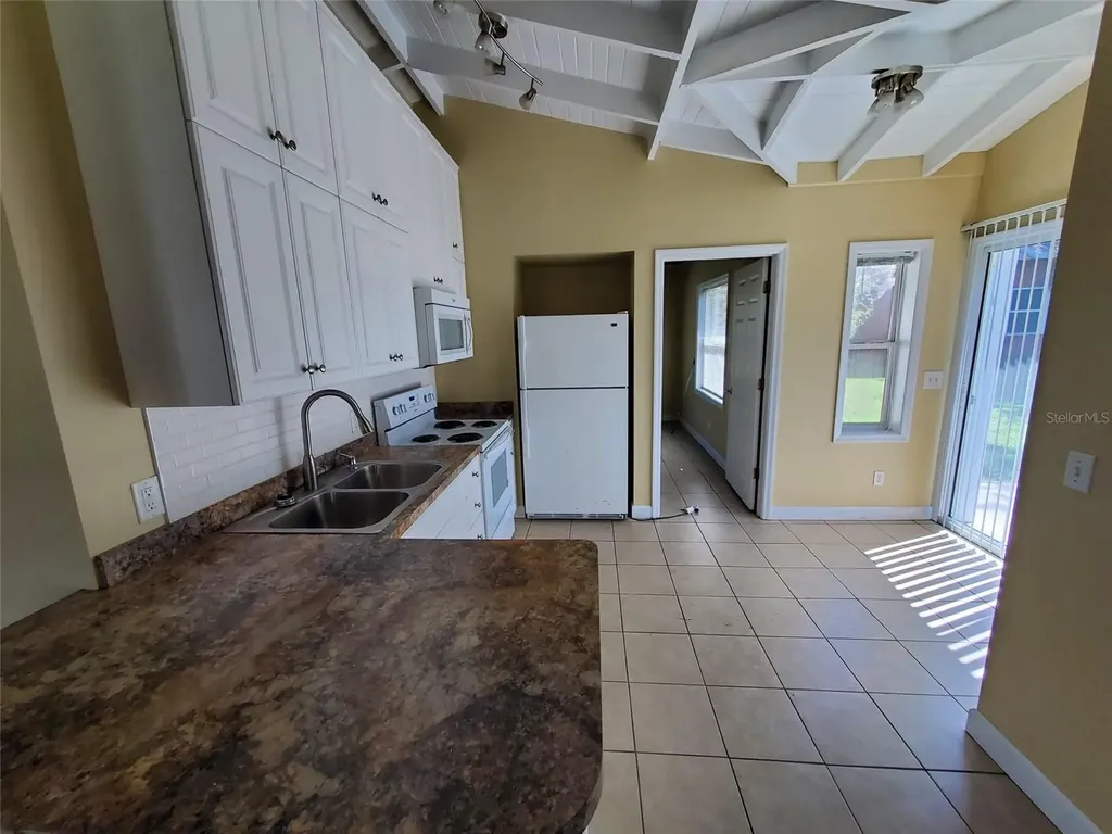 37646 Hendley Avenue Dade City FL 33525