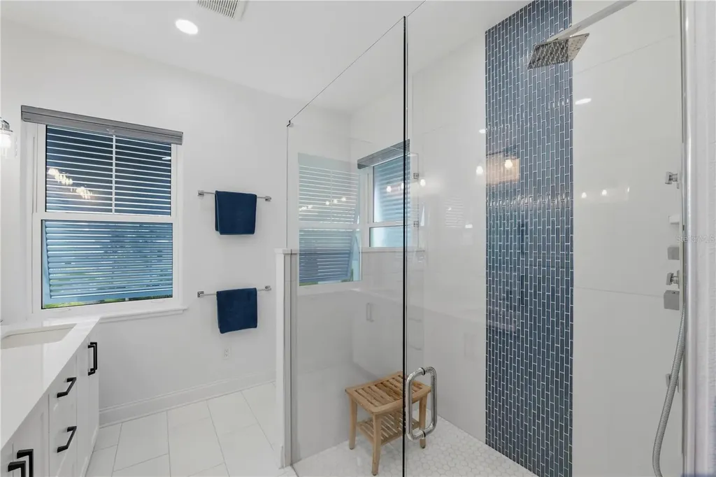2813 Kipps Colony Drive S Gulfport FL 33707