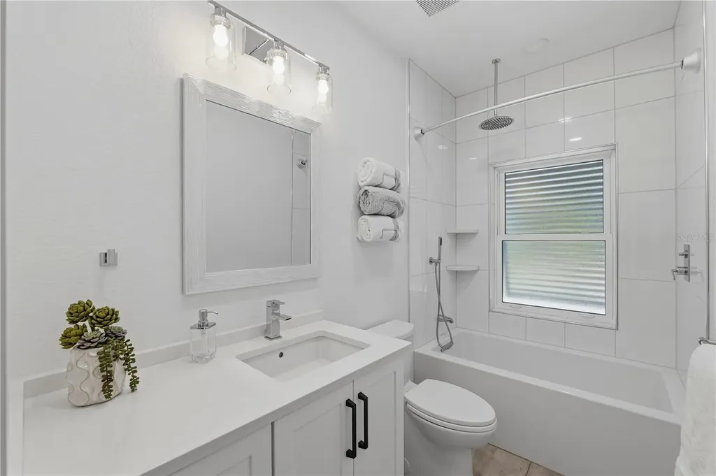 2813 Kipps Colony Drive S Gulfport FL 33707