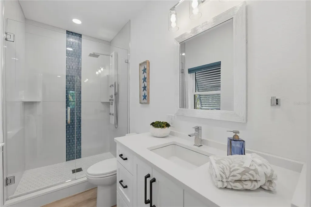 2813 Kipps Colony Drive S Gulfport FL 33707