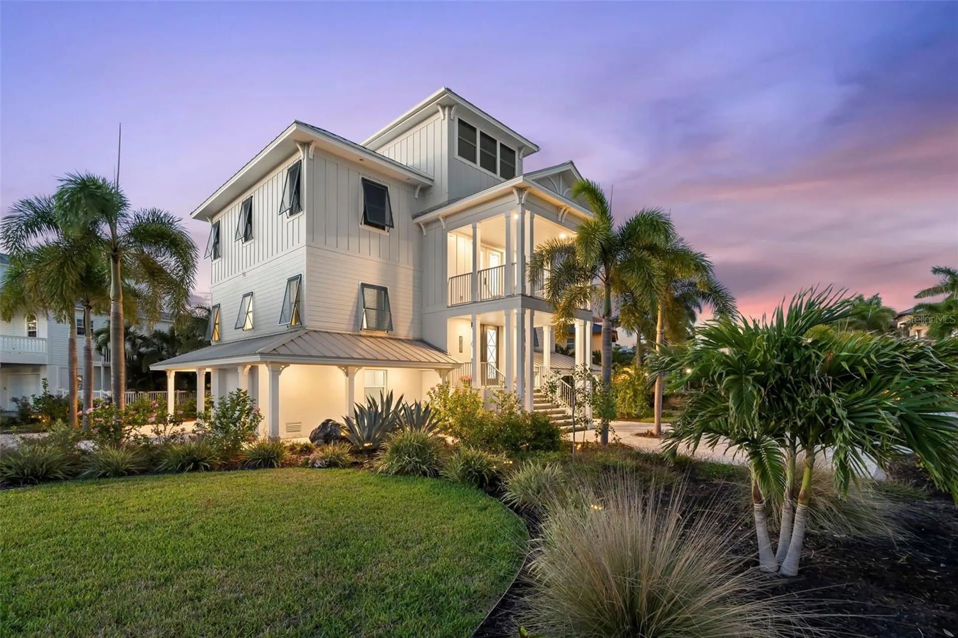2813 Kipps Colony Drive S Gulfport FL 33707