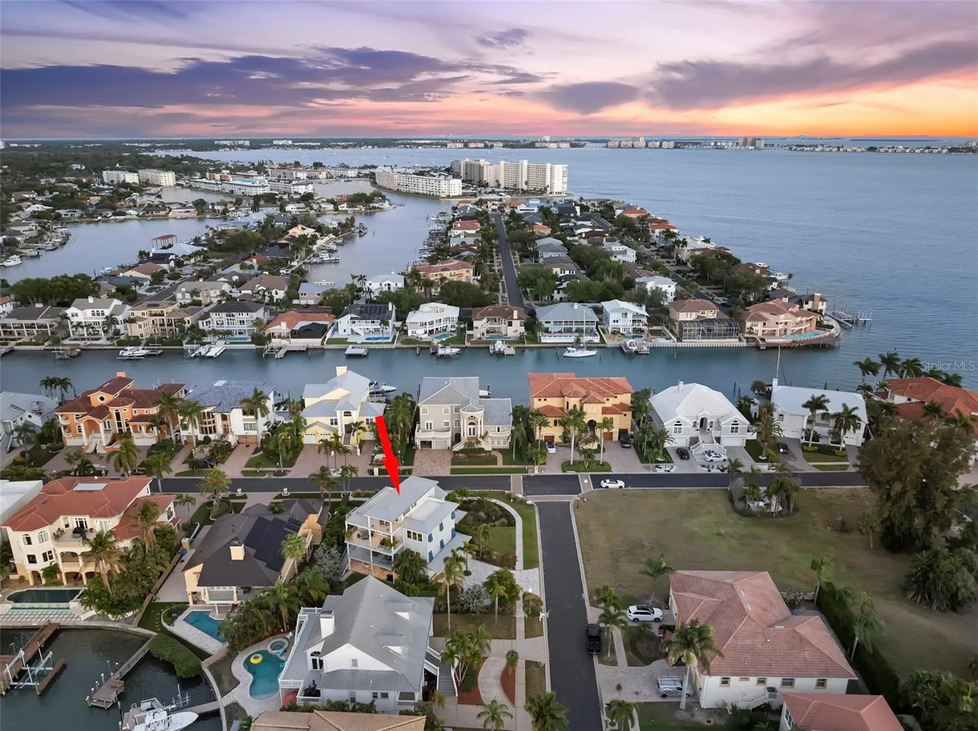 2813 Kipps Colony Drive S Gulfport FL 33707