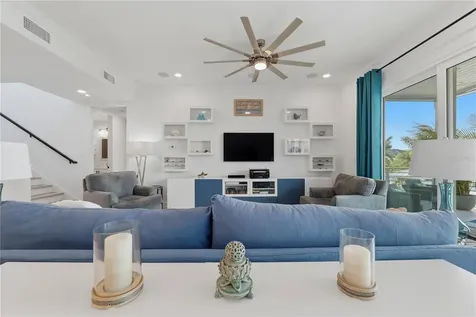 2813 Kipps Colony Drive S Gulfport FL 33707