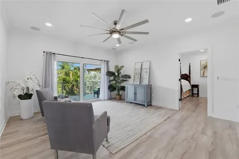 2813 Kipps Colony Drive S Gulfport FL 33707