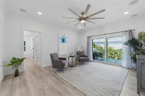 2813 Kipps Colony Drive S Gulfport FL 33707