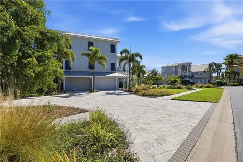 2813 Kipps Colony Drive S Gulfport FL 33707