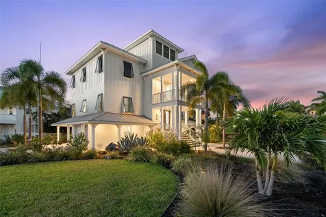 2813 Kipps Colony Drive S Gulfport FL 33707