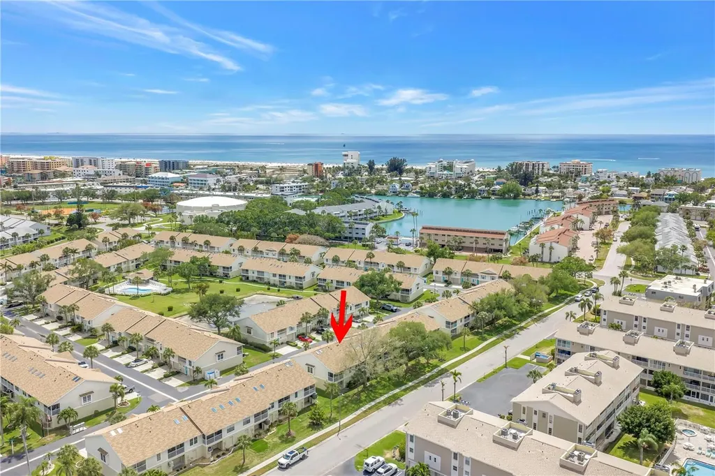 228 Sun Vista Court N Treasure Island FL 33706