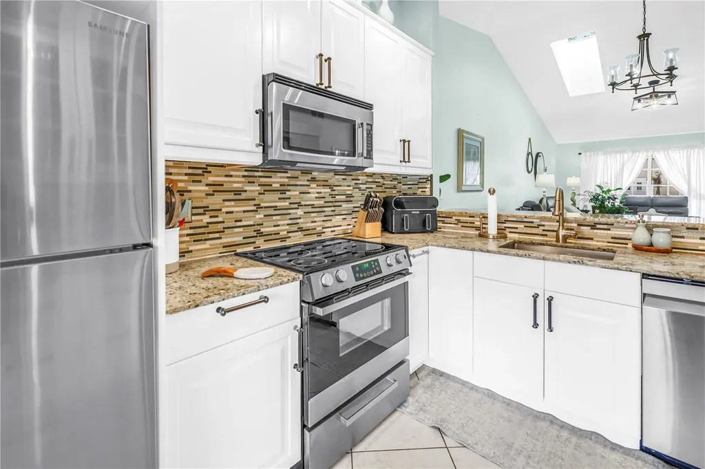 228 Sun Vista Court N Treasure Island FL 33706