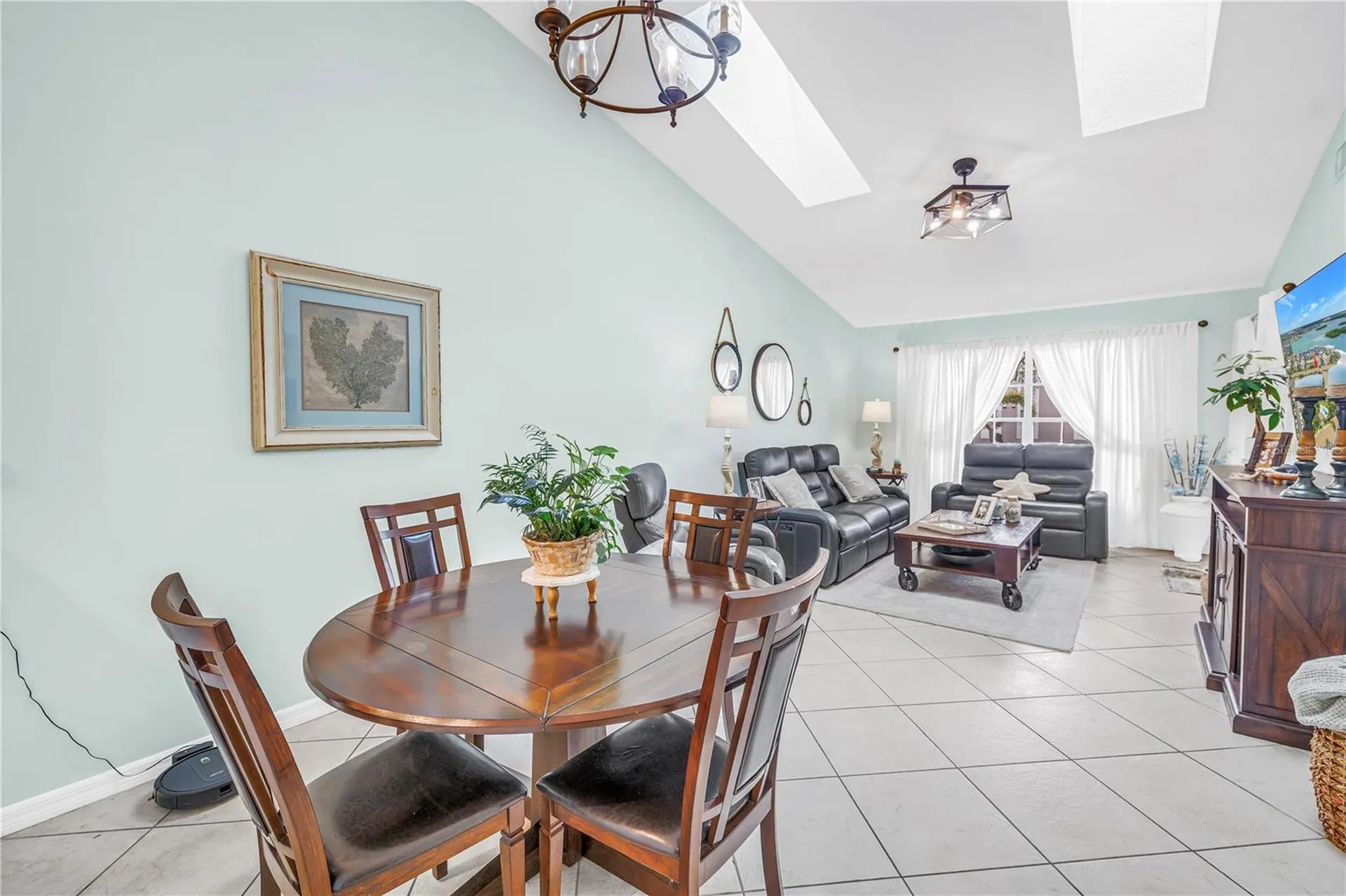 228 Sun Vista Court N Treasure Island FL 33706
