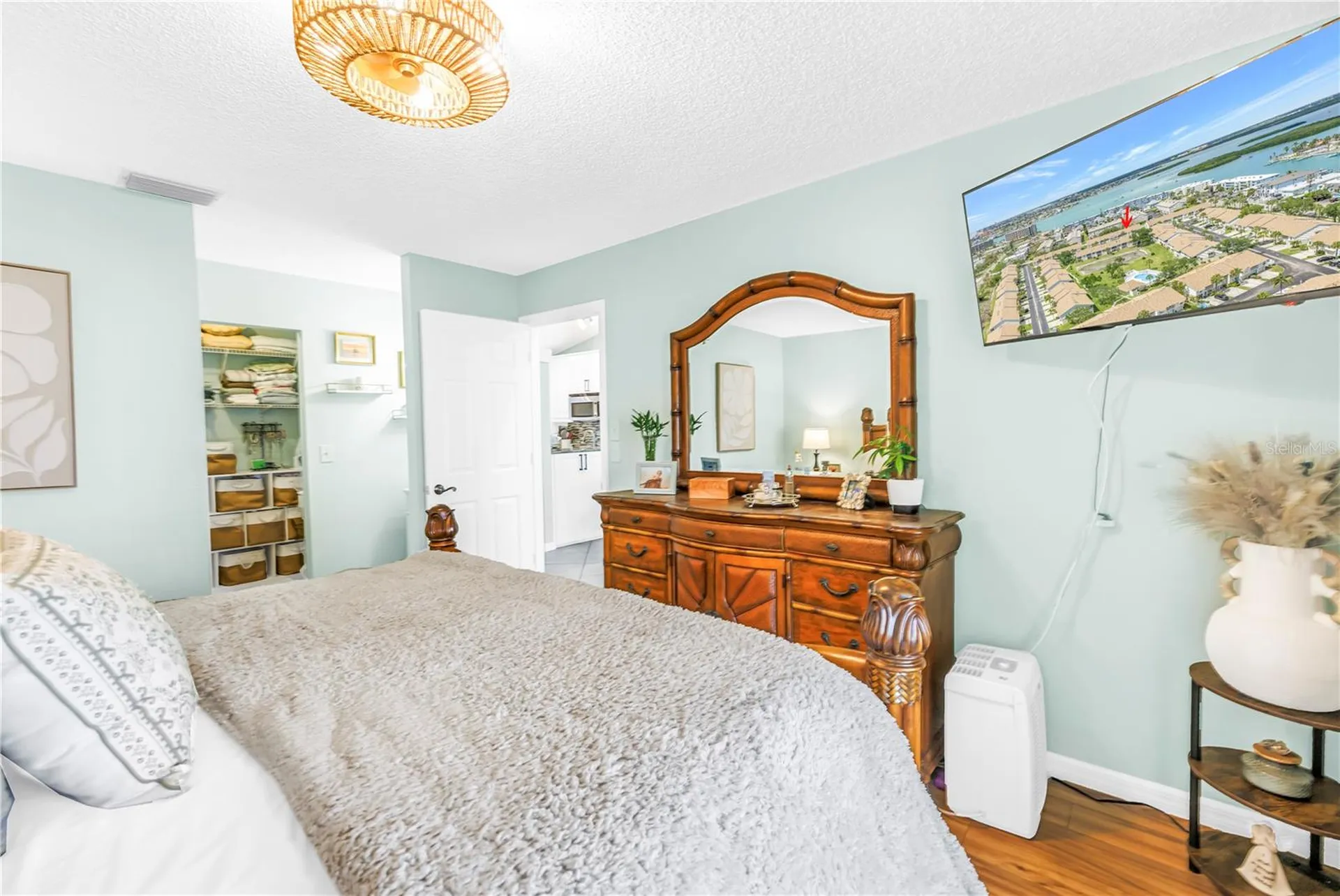228 Sun Vista Court N Treasure Island FL 33706