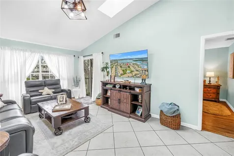 228 Sun Vista Court N Treasure Island FL 33706