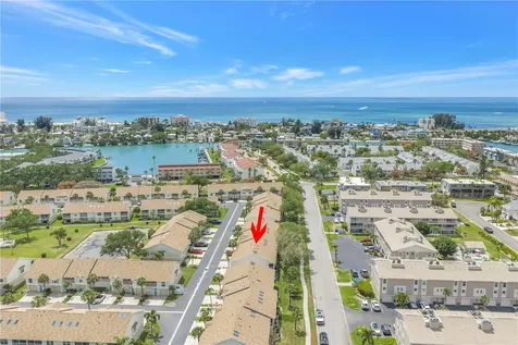 228 Sun Vista Court N Treasure Island FL 33706