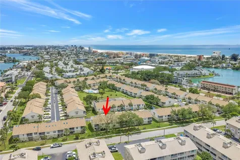 228 Sun Vista Court N Treasure Island FL 33706