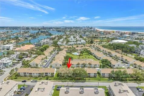 228 Sun Vista Court N Treasure Island FL 33706