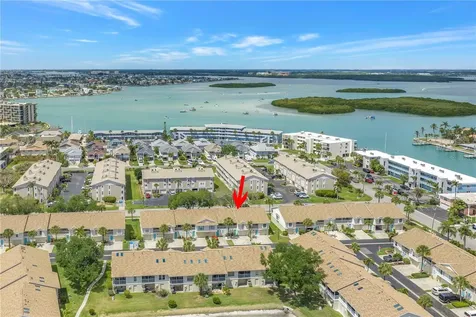 228 Sun Vista Court N Treasure Island FL 33706