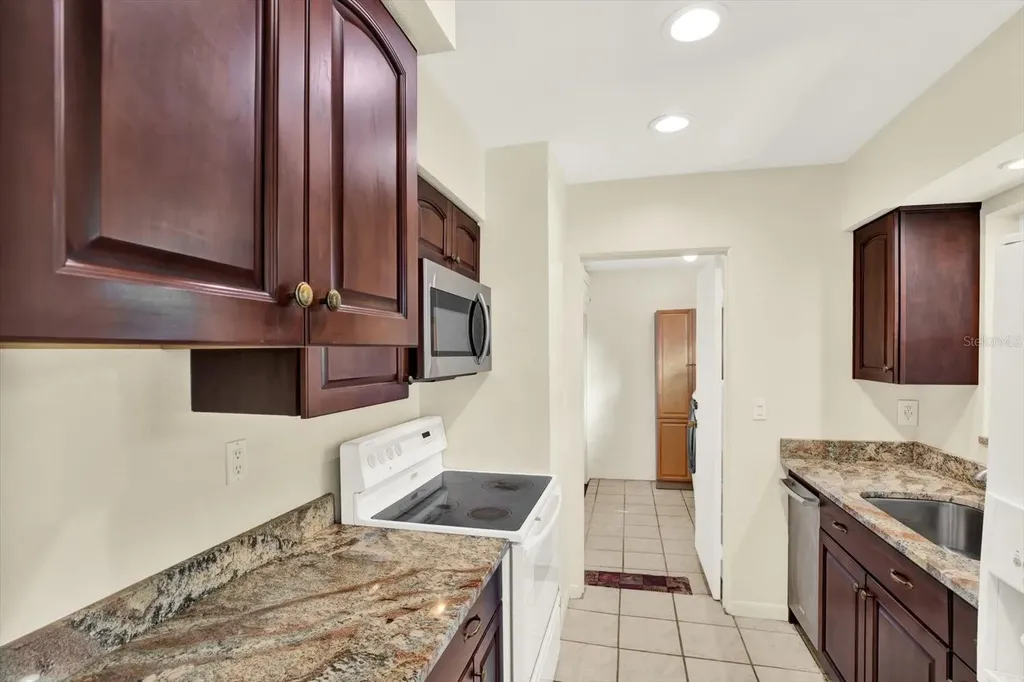 2561 58th Street N St Petersburg FL 33710