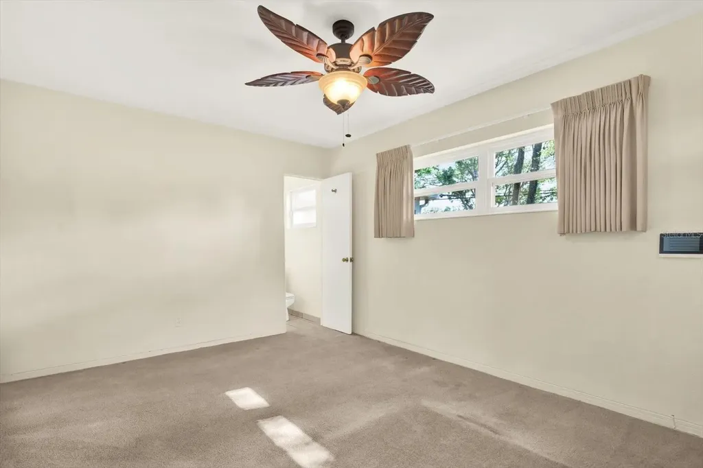 2561 58th Street N St Petersburg FL 33710