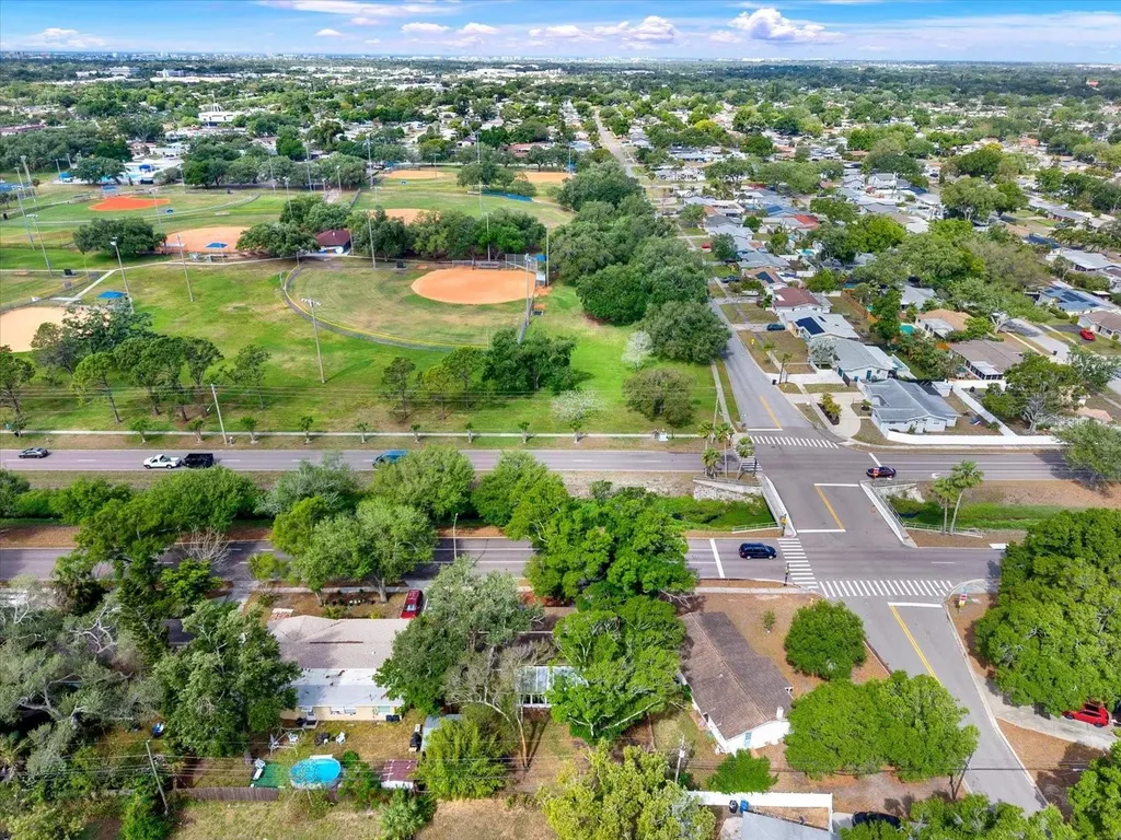 2561 58th Street N St Petersburg FL 33710