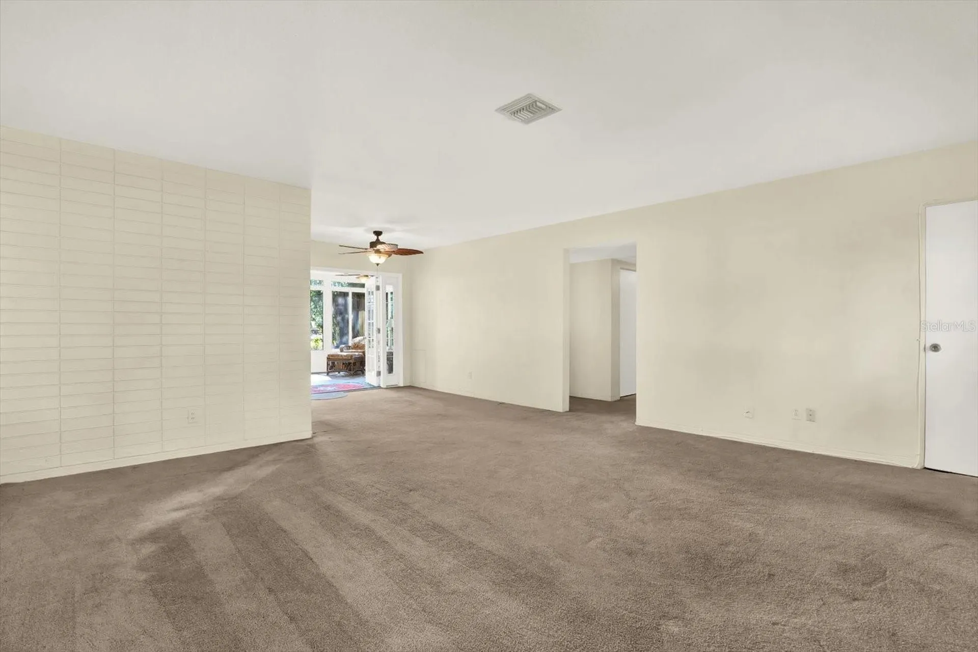 2561 58th Street N St Petersburg FL 33710