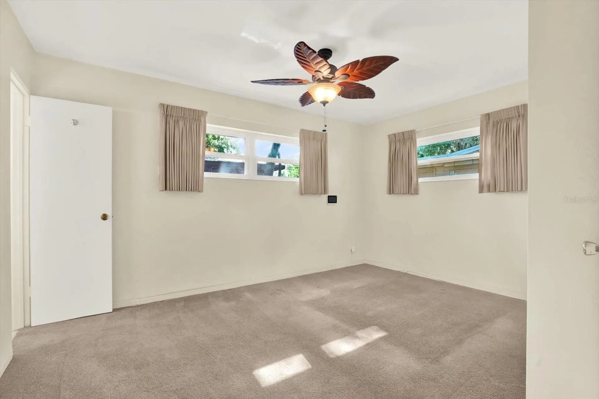 2561 58th Street N St Petersburg FL 33710