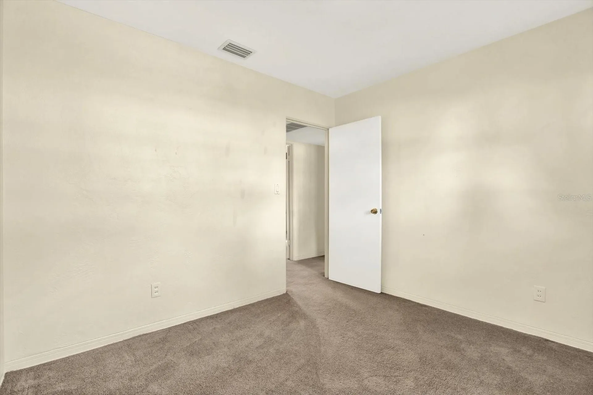 2561 58th Street N St Petersburg FL 33710