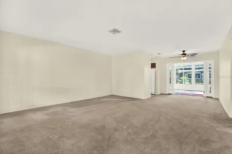 2561 58th Street N St Petersburg FL 33710