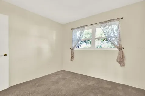 2561 58th Street N St Petersburg FL 33710