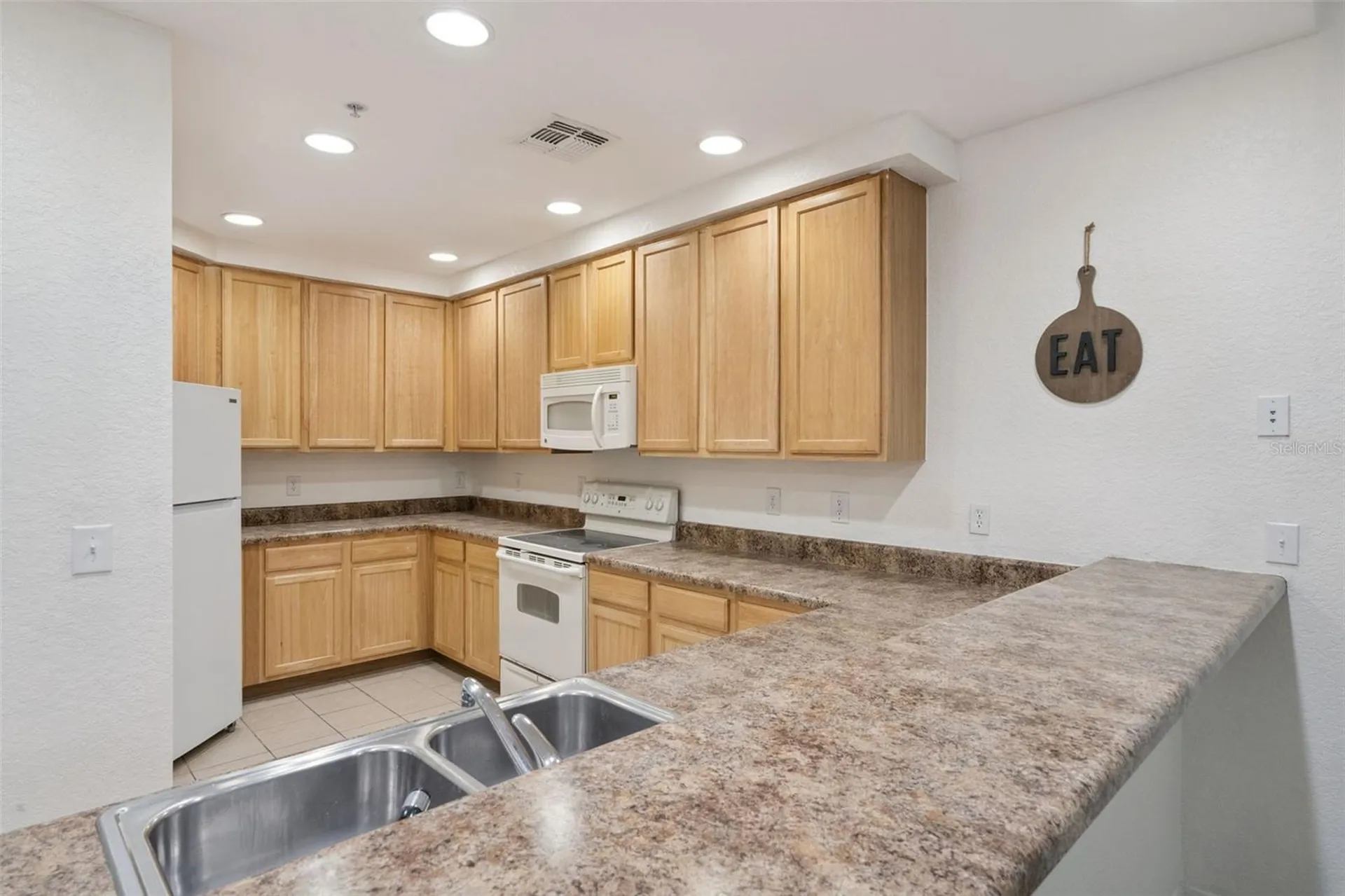 9055 Treasure Trove Lane Kissimmee FL 34747