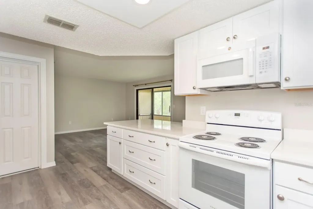 513 Fairways Circle Ocala FL 34472