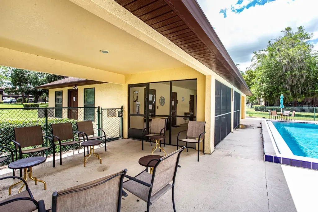 513 Fairways Circle Ocala FL 34472