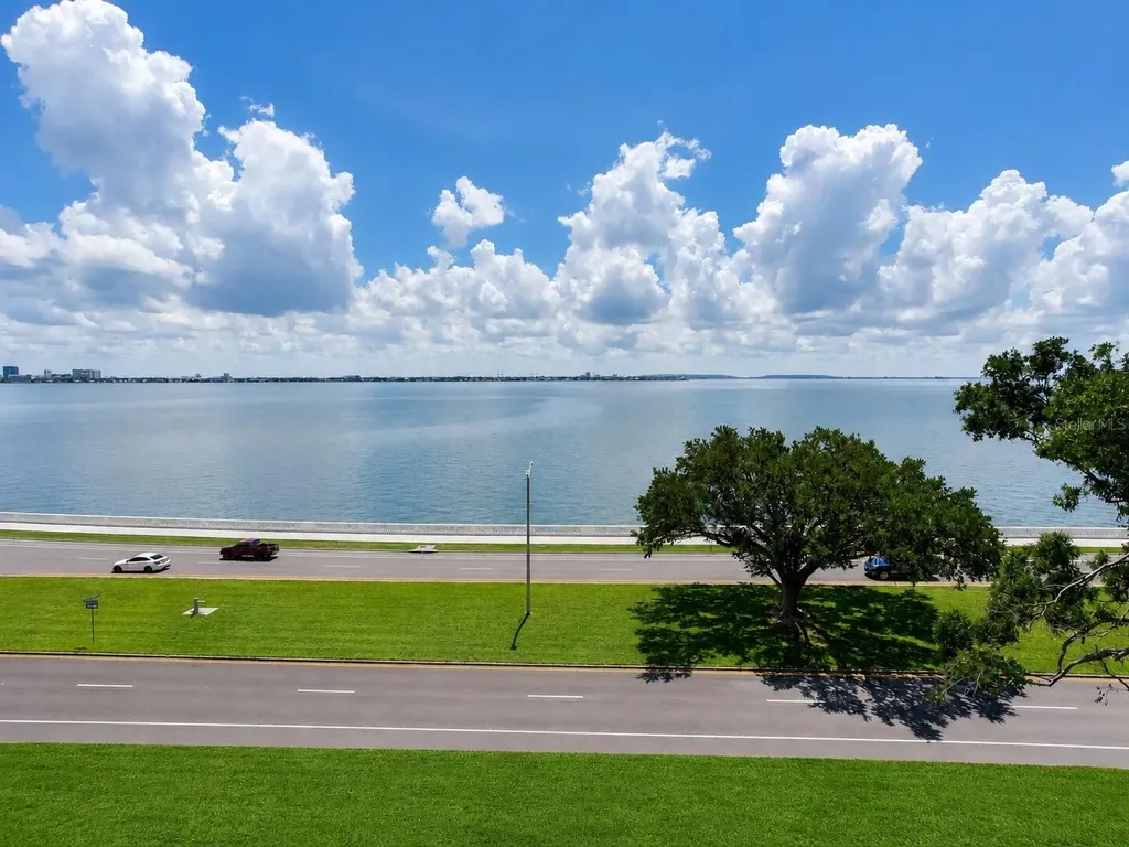 3101 W Bayshore Boulevard Tampa FL 33629
