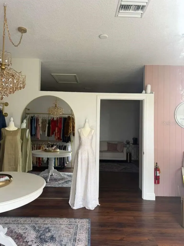 332 S Main Street Wildwood FL 34785