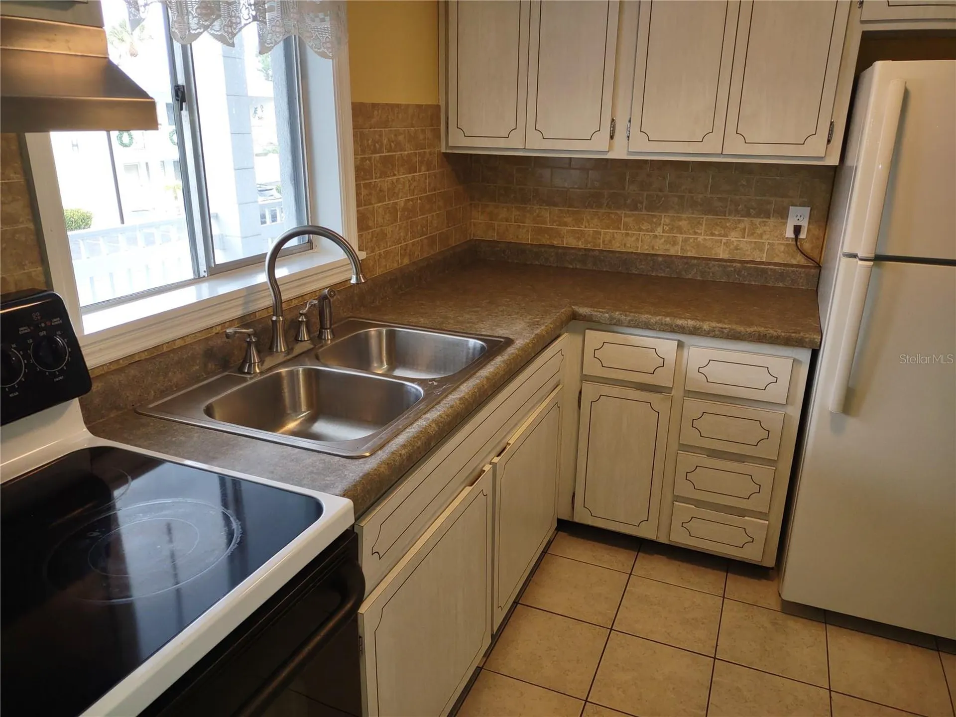 1566 Pleasant Road Bradenton FL 34207