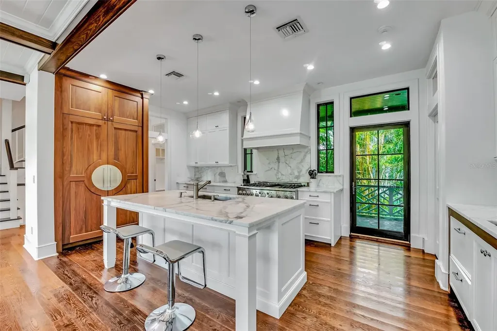 103 Park Avenue Anna Maria FL 34216