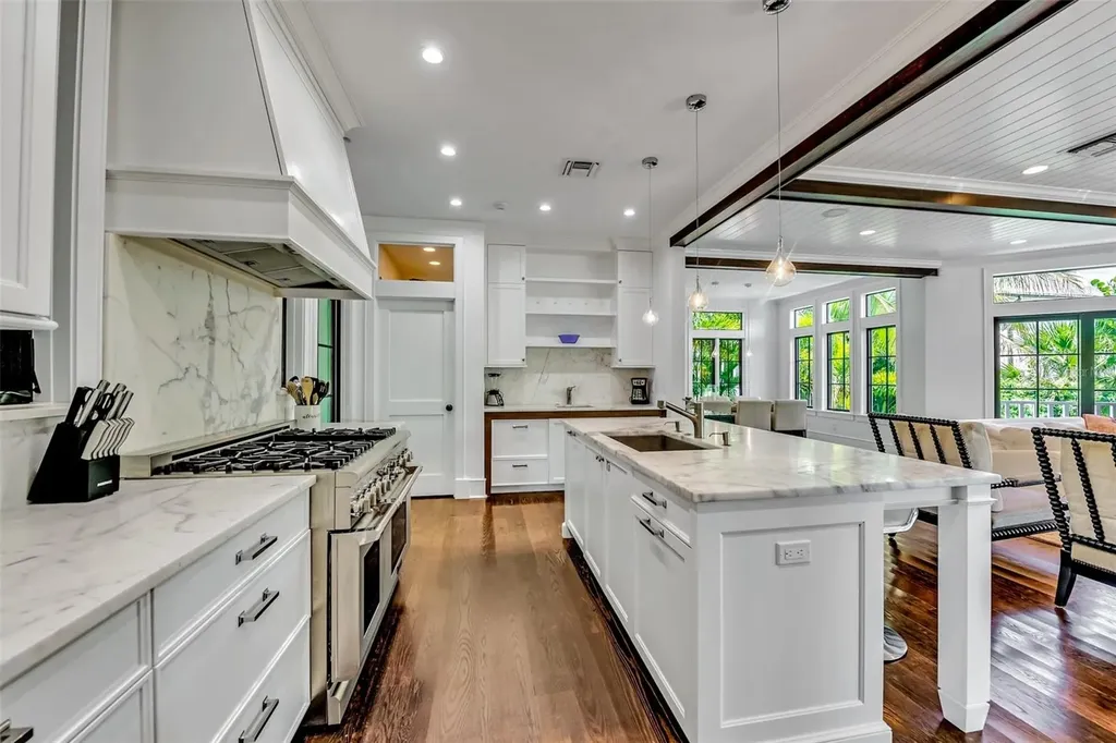 103 Park Avenue Anna Maria FL 34216