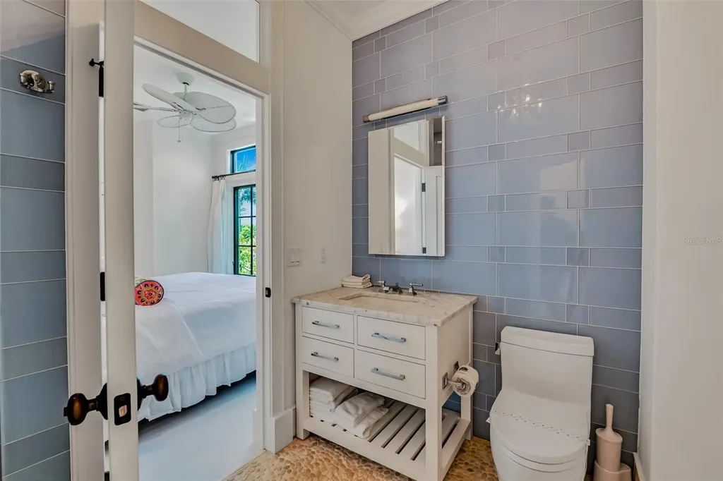 103 Park Avenue Anna Maria FL 34216