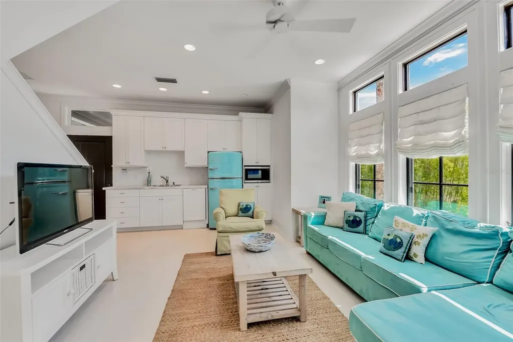 103 Park Avenue Anna Maria FL 34216