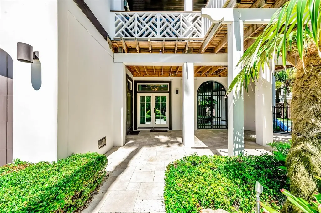103 Park Avenue Anna Maria FL 34216