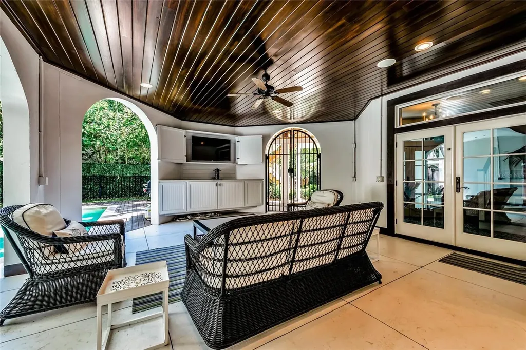 103 Park Avenue Anna Maria FL 34216