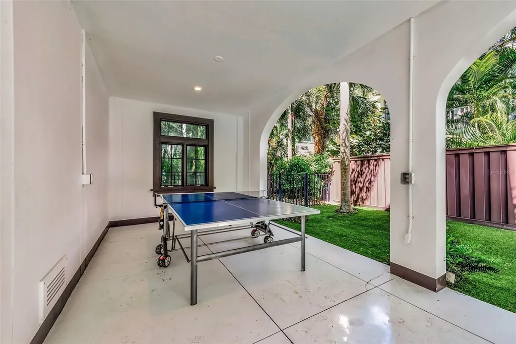 103 Park Avenue Anna Maria FL 34216