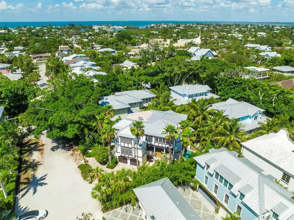 103 Park Avenue Anna Maria FL 34216