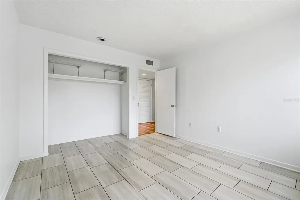 6060 Peregrine Avenue Orlando FL 32819
