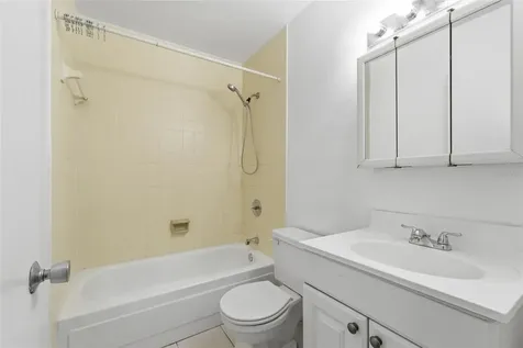 6060 Peregrine Avenue Orlando FL 32819