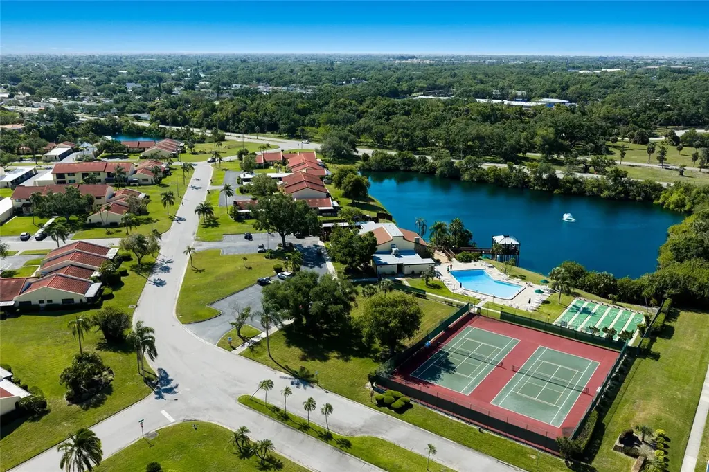 1218 56th Street W Bradenton FL 34209